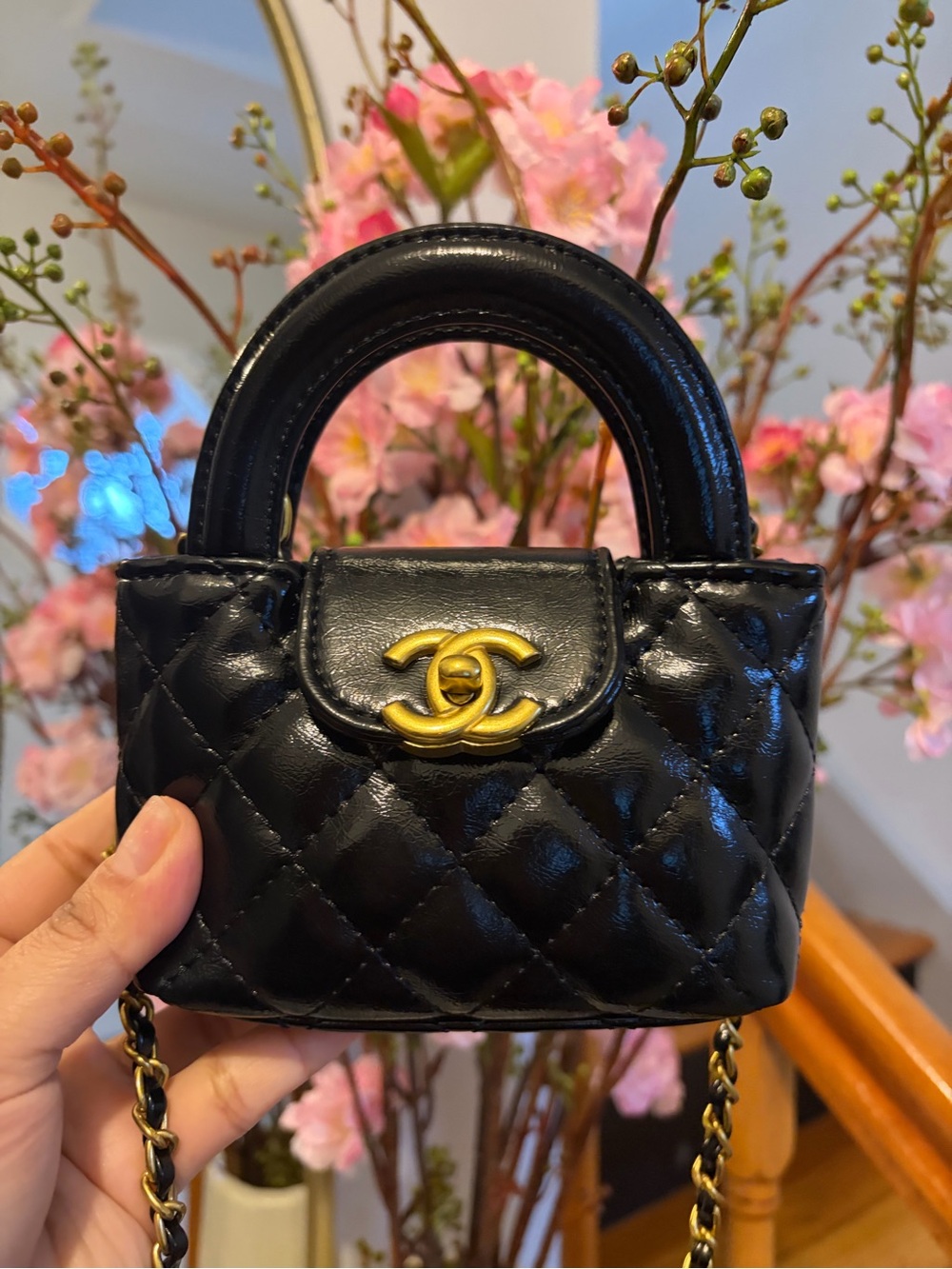Rare VIP Mini Quilted Top Handle Crossbody Bag – Black & Gold - Picture 5 of 10